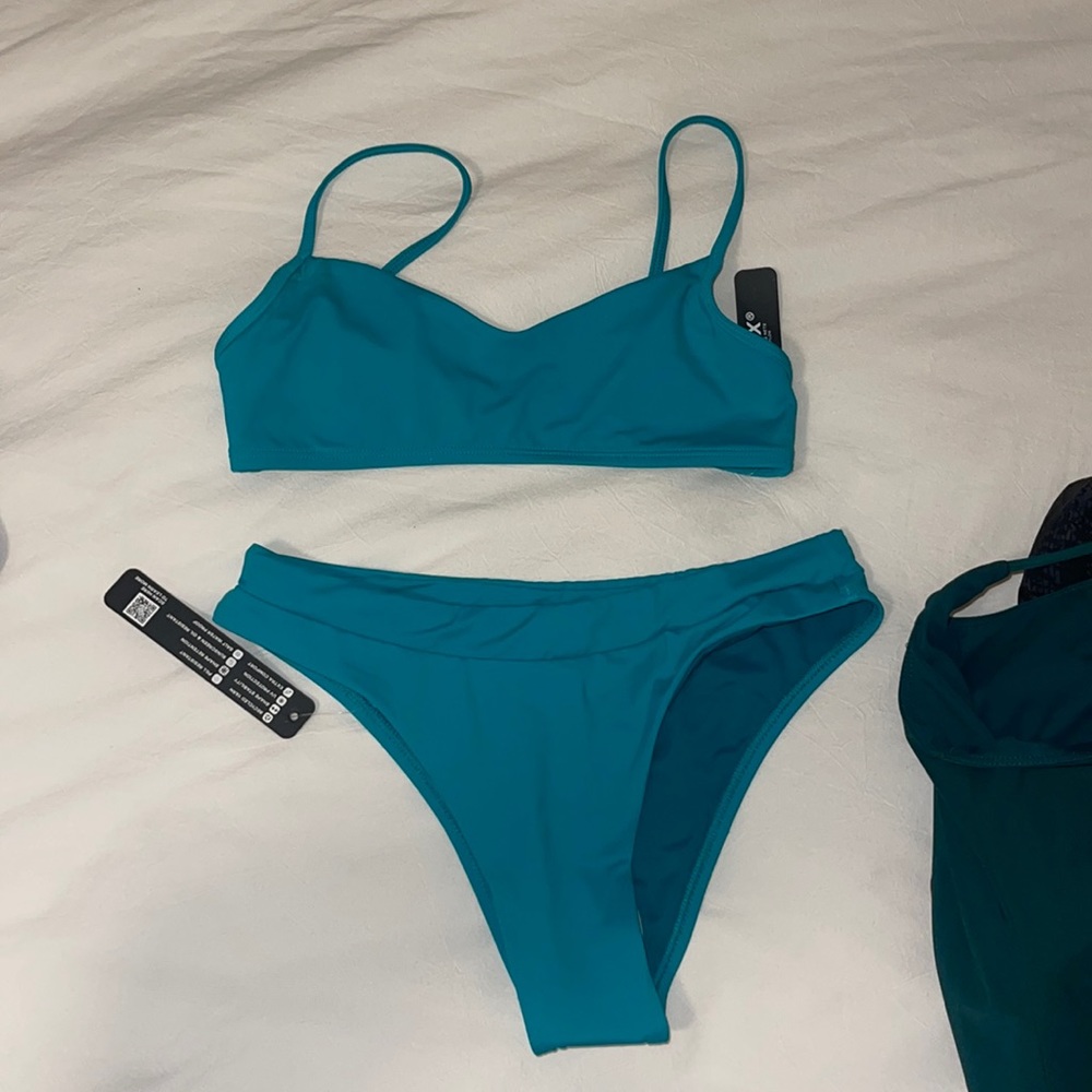NWOT Jolyn top